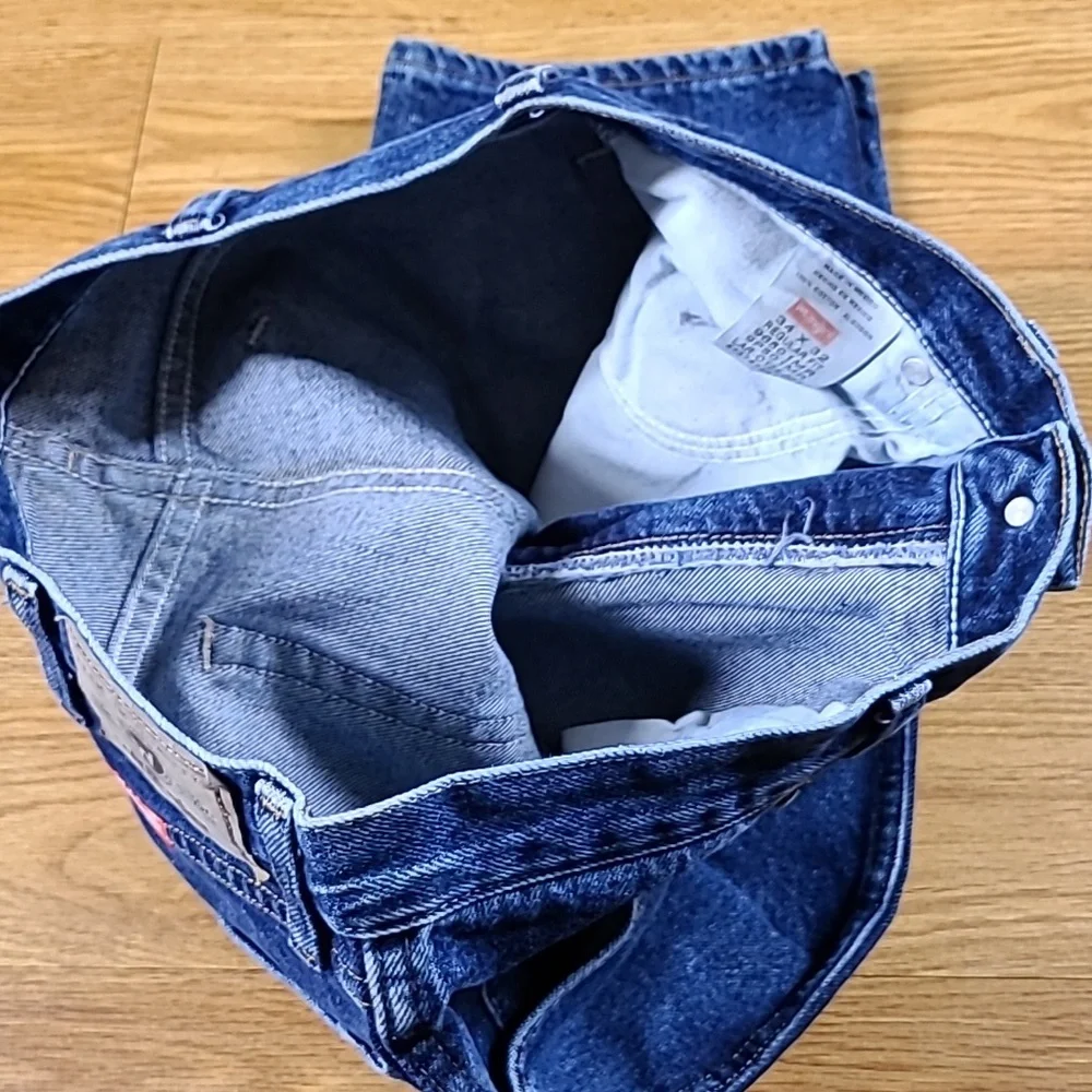 WRANGLER VINTAGE MENS STRAIGHT PREMIUM DISTRESSED LIKE NEW DENIM BLUE JEAN 34x31